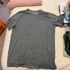 Men’s Lululemon Shirt
